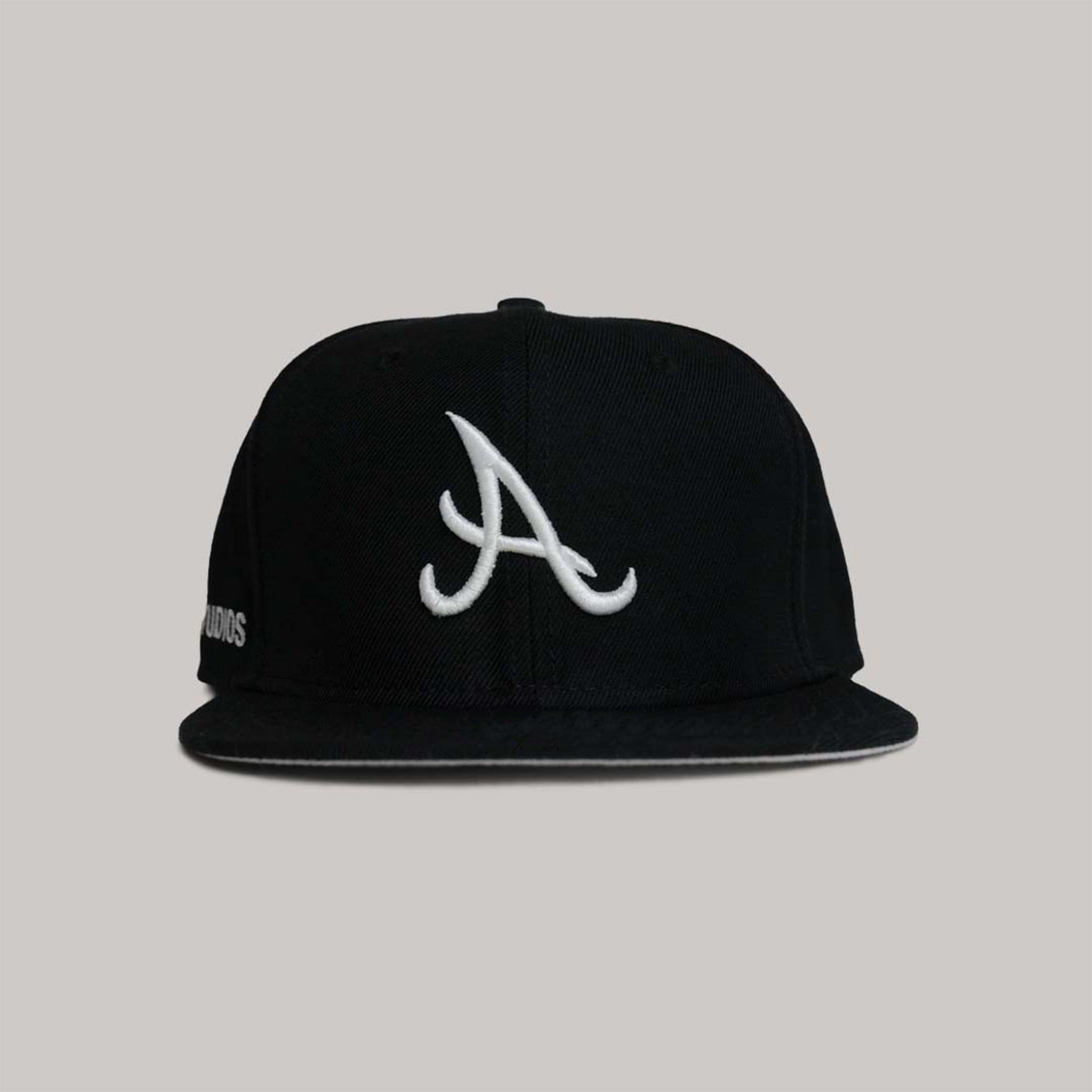 Black Fitted – Ngo Studios