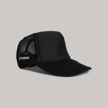 Load image into Gallery viewer, LA Trucker V2 (Black/Black)
