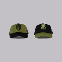 Load image into Gallery viewer, Olive &amp; Black San Francisco Trucker
