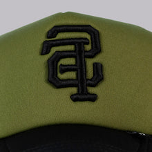 Load image into Gallery viewer, Olive &amp; Black San Francisco Trucker
