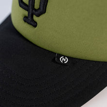 Load image into Gallery viewer, Olive &amp; Black San Francisco Trucker
