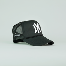 Load image into Gallery viewer, New York Trucker (Black)
